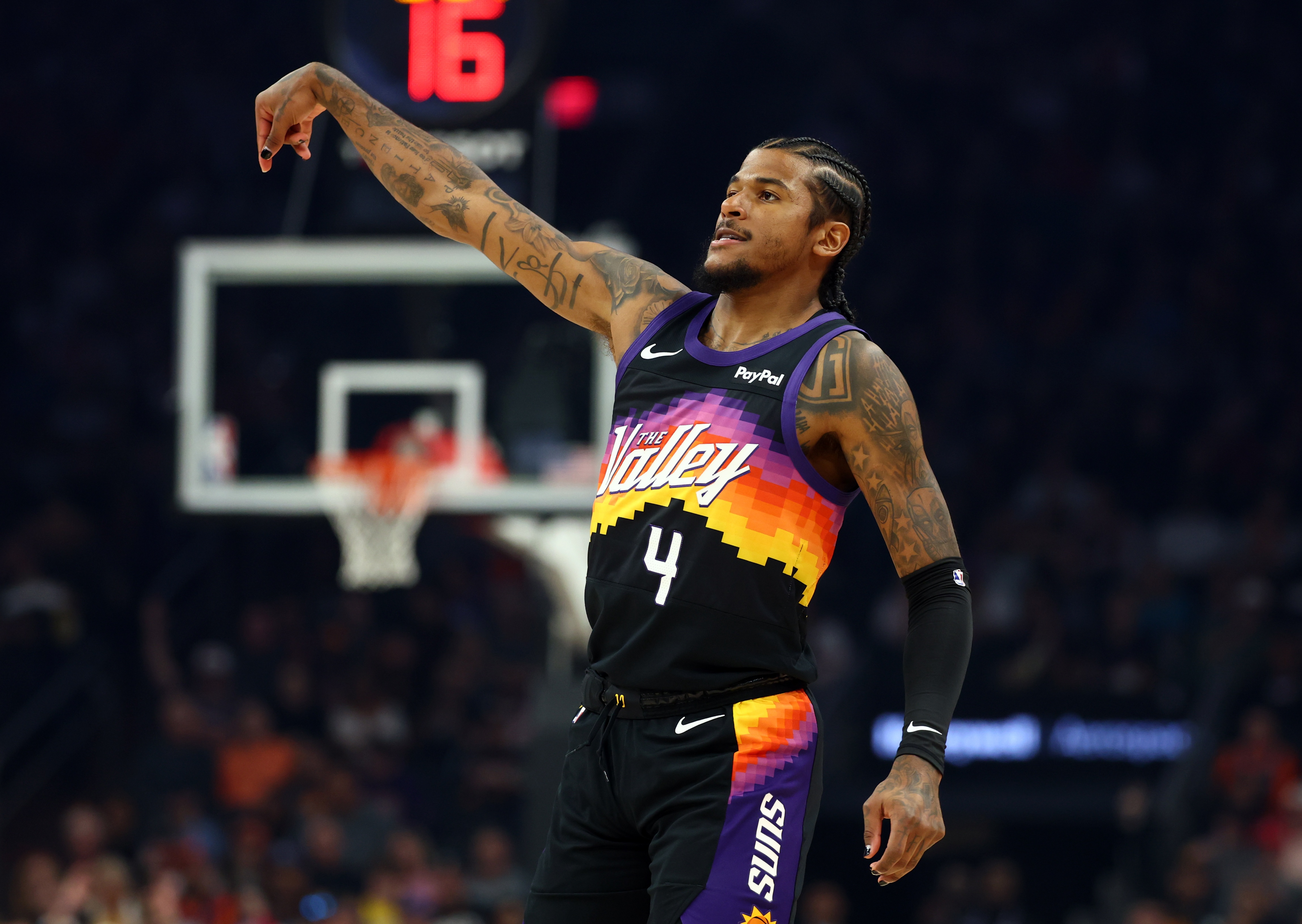 足球赛事-杰伦·格林近4场75投21中！奥特：问题根源首先出现在他的移动上